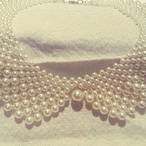 Jewelry - Pearl Collar Necklace